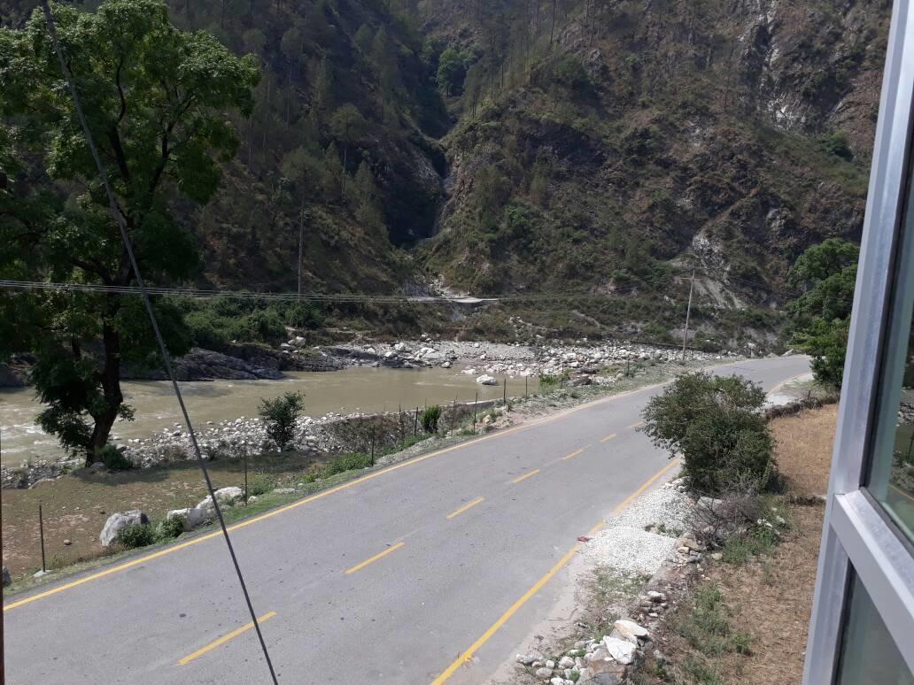 Hotel Inder Place Uttarkashi Exterior photo